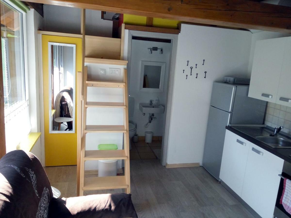 Tiny House With A Big Heart Villa Postojna Exteriör bild
